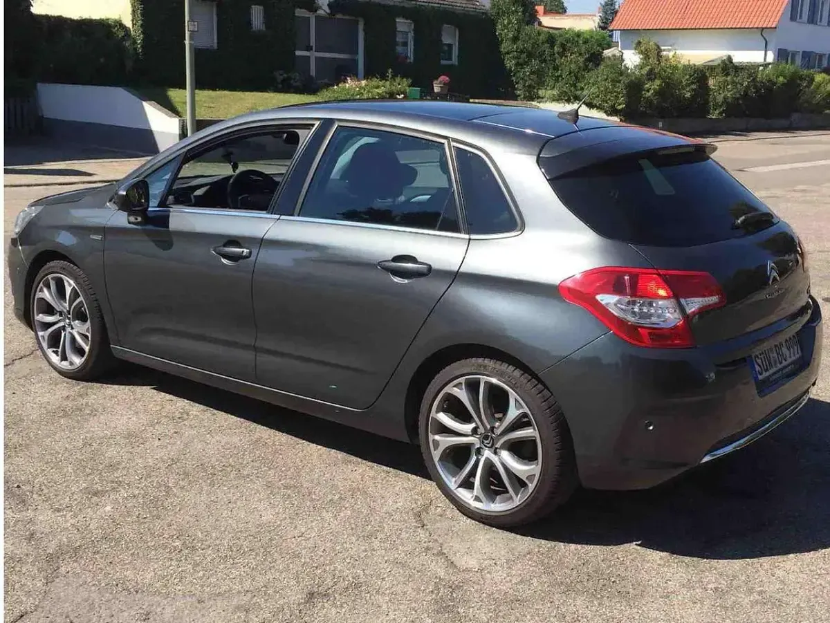 Used Citroën C4 Exclusive 150 HP (110 kW) 2011 Grey Sedan