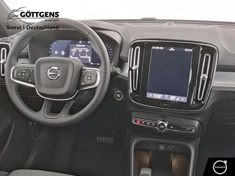 Gebraucht Volvo XC40 Core 163 PS (119 kW) 2025 Blau SUV