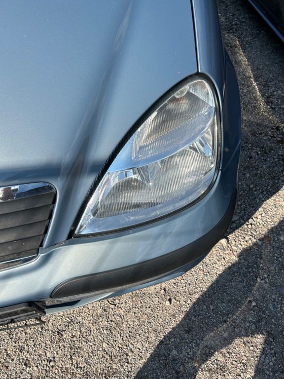 Silber Gebraucht 2004 Mercedes A170 Classic Van / Kleinbus | 1.900 € (Fairer Preis) - Bild 1/4