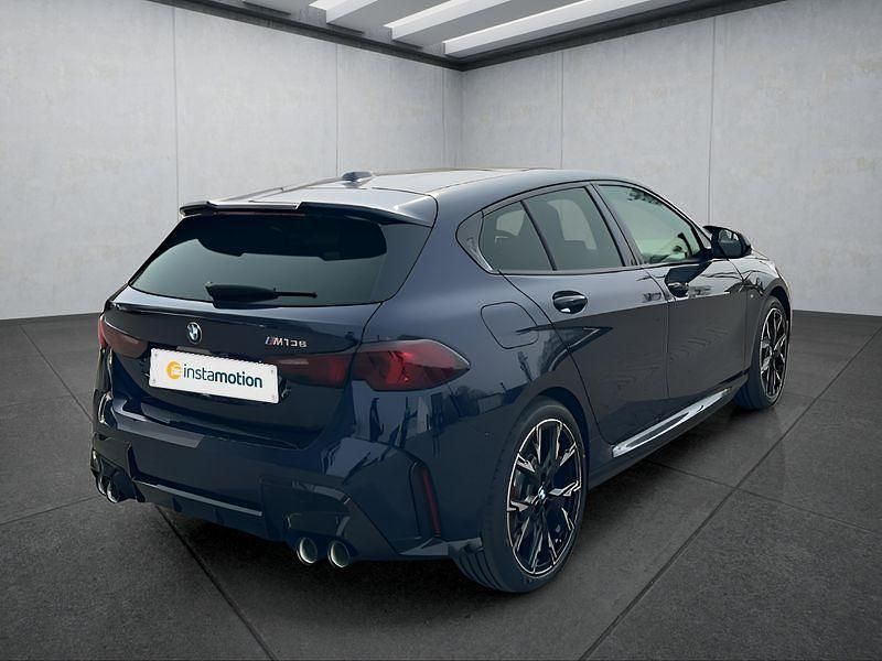 Neu BMW M135 300 PS (220 kW) 2025 Blau Kleinwagen