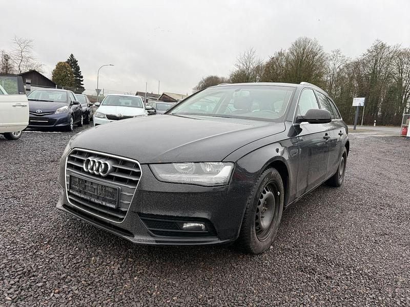Schwarz Gebraucht 2015 Audi A4 Attraction Kombi | 6.499 € (Fairer Preis) - Bild 1/4