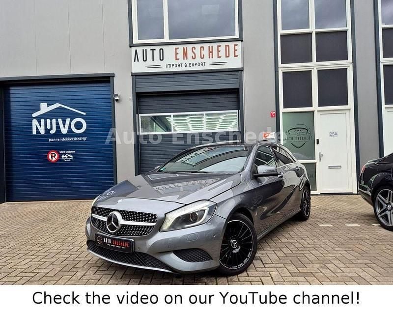 Grau Gebraucht 2013 Mercedes A180 AMG Limousine | 8.950 € (Superpreis) - Bild 1/4