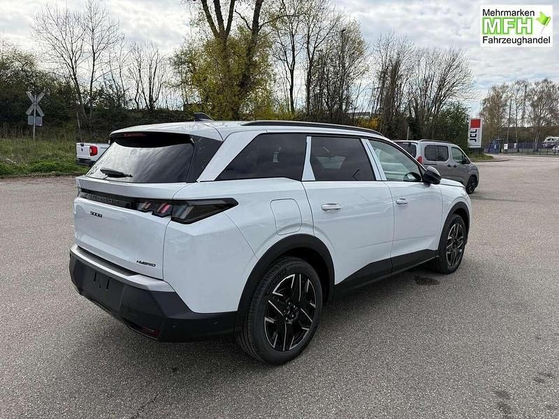 Neu Peugeot 5008 Allure 145 PS (106 kW) 2026 Okenite weiß metallic SUV