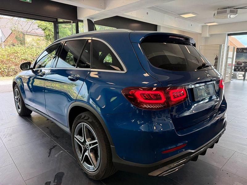 Gebraucht Mercedes GLC220 AMG 195 PS (143 kW) 2022 Blau SUV