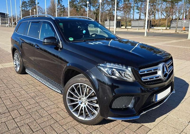 Gebraucht Mercedes GLS350 AMG line 258 PS (189 kW) 2016 Schwarz SUV
