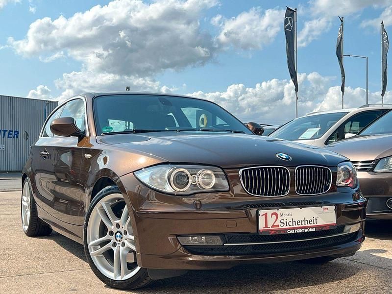 Gebraucht BMW 130 Advantage 258 PS (189 kW) 2010 Braun Kleinwagen