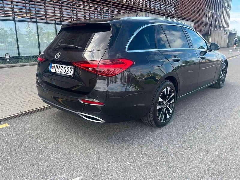 Gebraucht Mercedes C300e 313 PS (230 kW) 2024 Grau Limousine