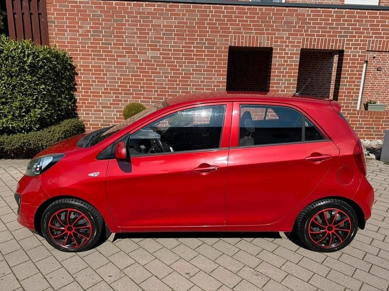 Gebraucht Kia Picanto 69 PS (50 kW) 2012 Rot Kleinwagen