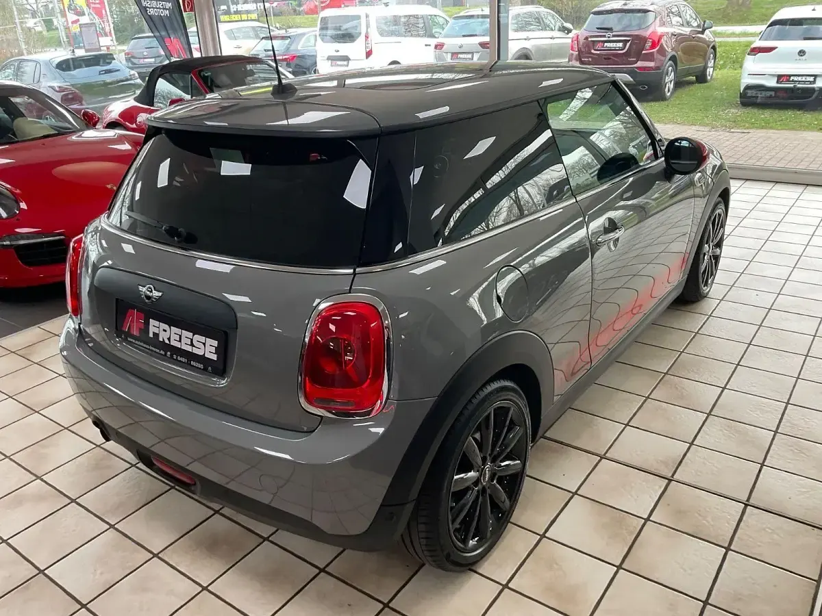 Gebraucht Mini ONE 102 PS (75 kW) 2018 Grau Kleinwagen