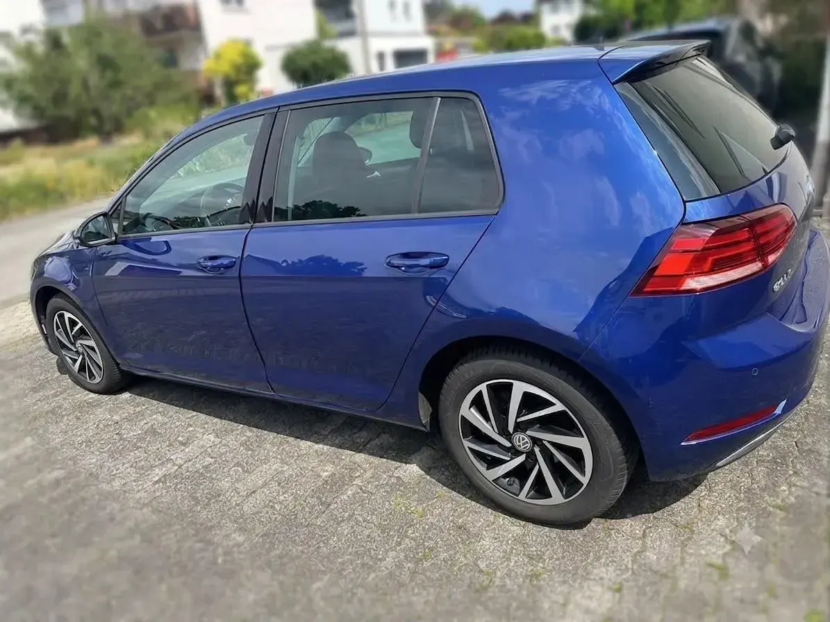 Gebraucht VW Golf VII Join 116 PS (85 kW) 2018 Blau Limousine