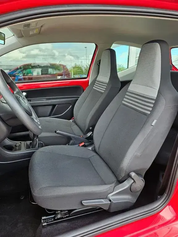 Gebraucht VW up! Move 60 PS (44 kW) 2018 Rot Kleinwagen