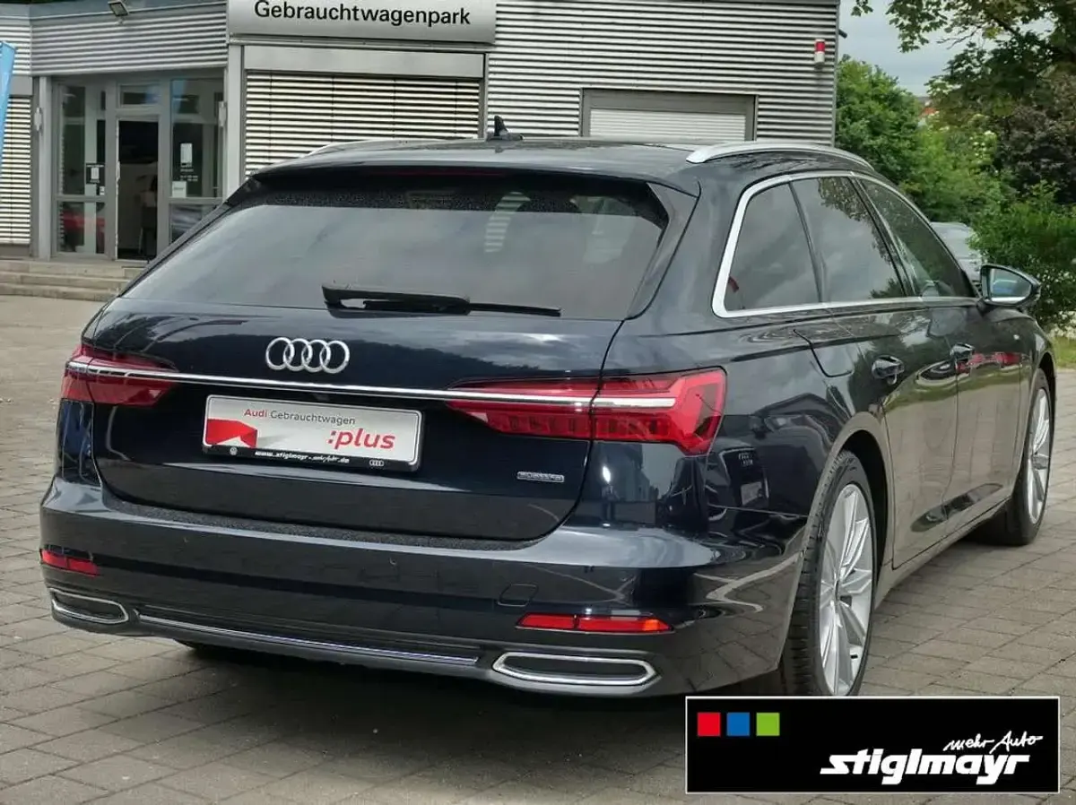 Gebraucht Audi A6 S-Line 299 PS (219 kW) 2022 Blau Kombi