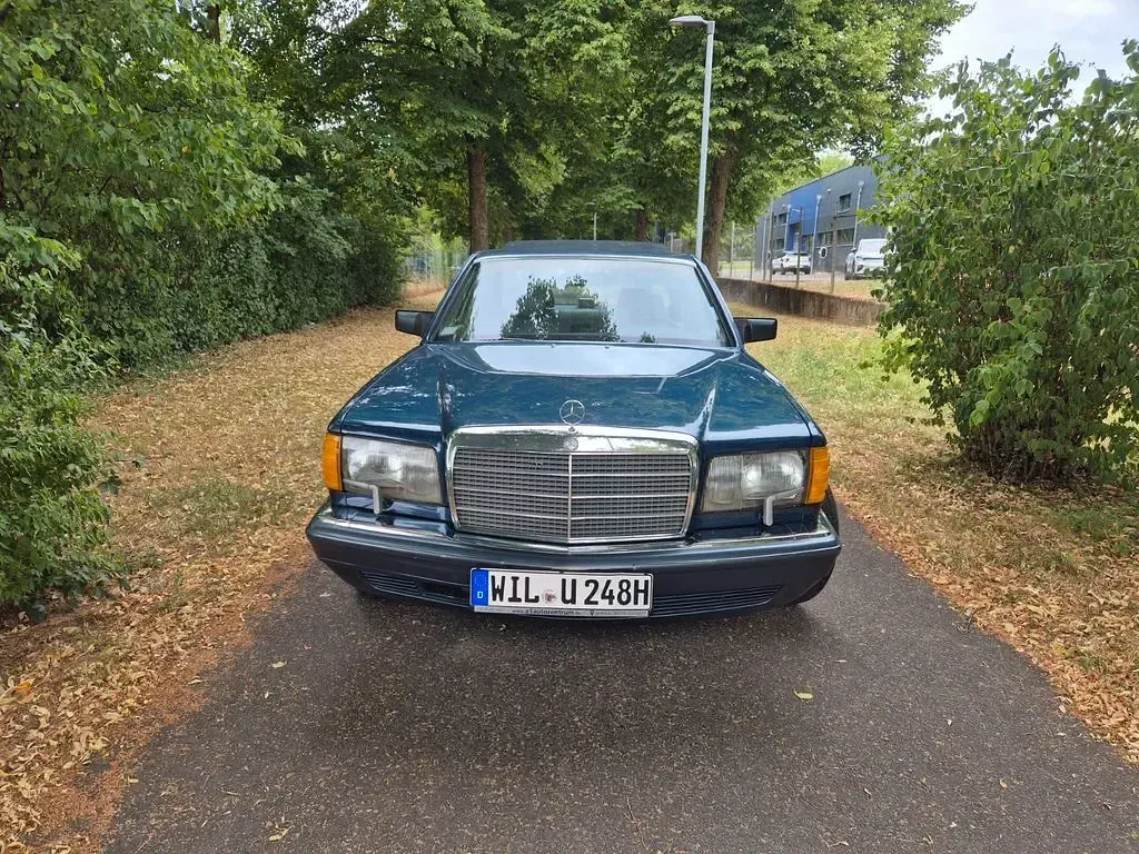 Gebraucht Mercedes 300 179 PS (131 kW) 1988 Blau Limousine