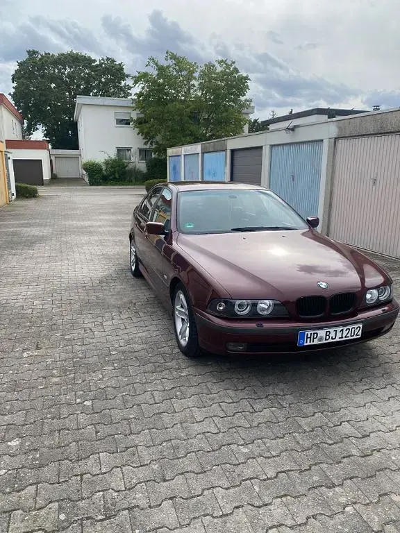 Gebraucht BMW 523 Sport Line 170 PS (125 kW) 1999 Rot Limousine