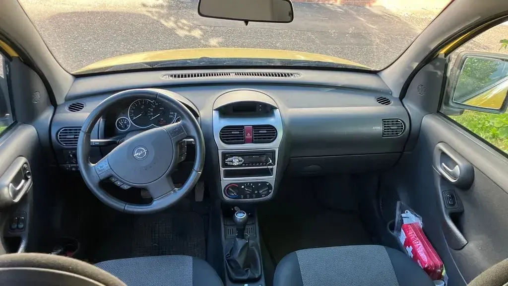 Gebraucht Opel Combo 90 PS (66 kW) 2009 Gelb Van / Kleinbus