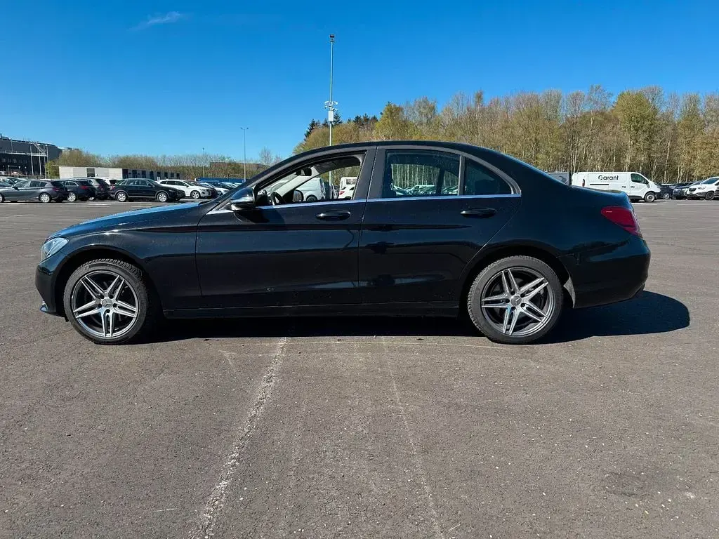Gebraucht Mercedes C220 170 PS (125 kW) 2014 Schwarz Limousine