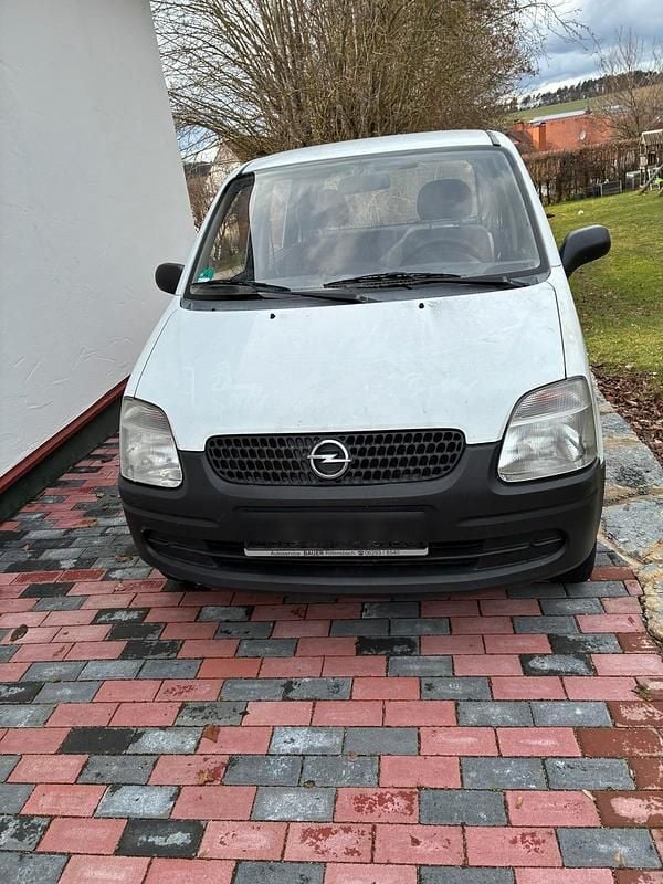 Gebraucht Opel Agila 58 PS (42 kW) 2002 Weiß Van / Kleinbus