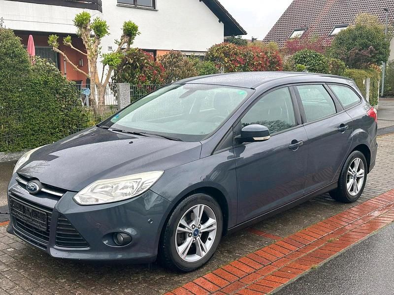 Second-hand Ford Focus 116 CP (85 kW) 2013 Gri Break