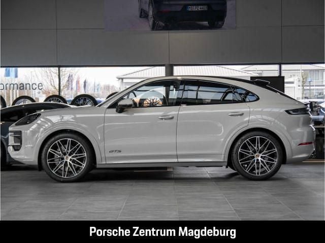 Neu Porsche Cayenne Coupe GTS 500 PS (367 kW) 2026 Weiss Coupé