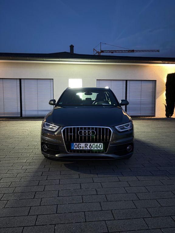 Gebraucht Audi Q3 Sport 170 PS (125 kW) 2013 Grau SUV