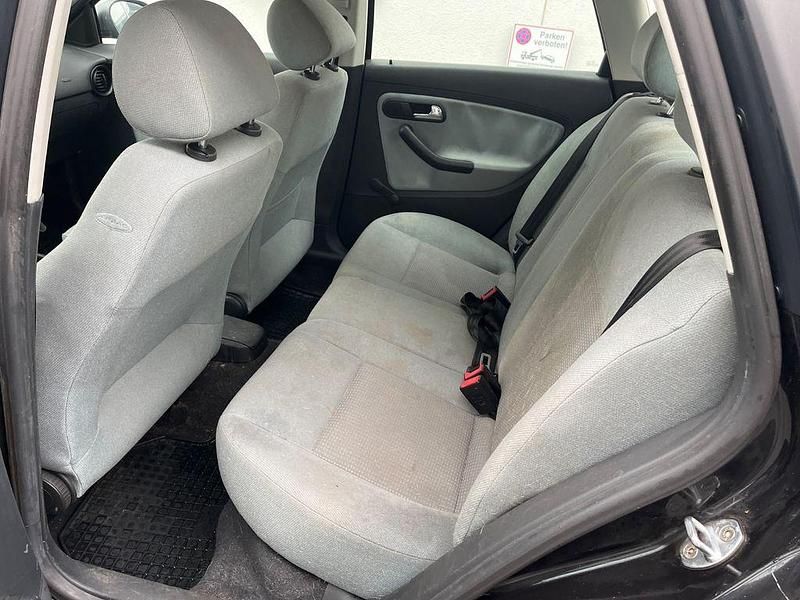 Gebraucht Seat Cordoba 75 PS (55 kW) 2003 Schwarz Limousine