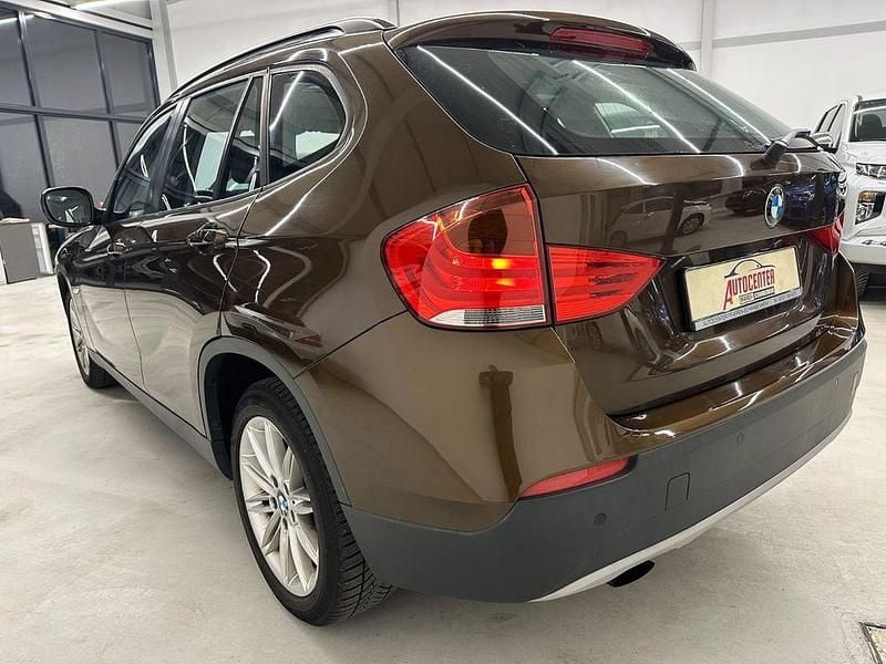 Gebraucht BMW X1 150 PS (110 kW) 2011 Braun SUV