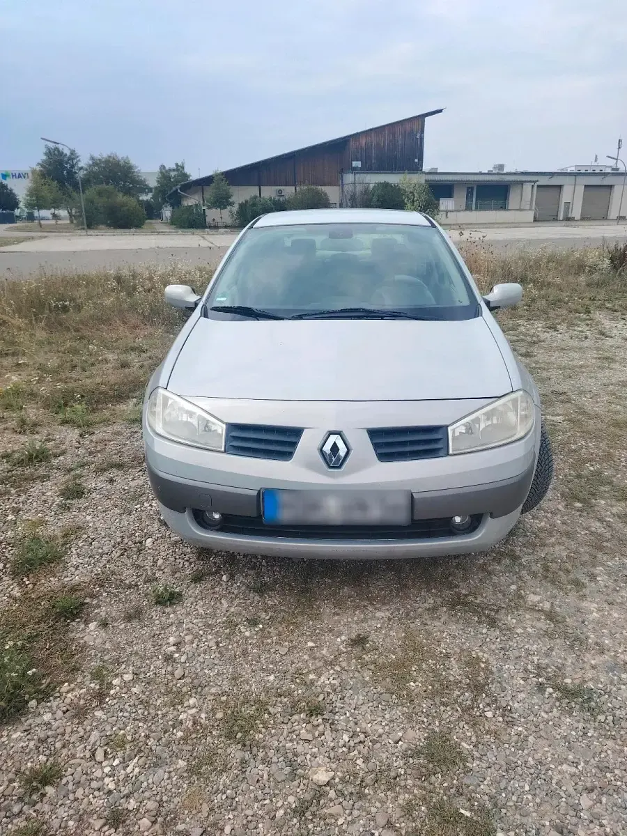 Gebraucht Renault Mégane II 98 PS (72 kW) 2004 Silber Limousine