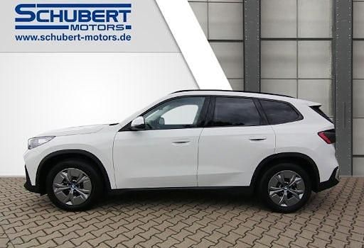 Neu BMW iX1 Comfort Edition 230 kW (313 PS) 2025 Weiß SUV