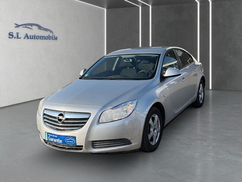 Silber Gebraucht 2010 Opel Insignia Selection Limousine | 5.490 € (Fairer Preis) - Bild 1/4