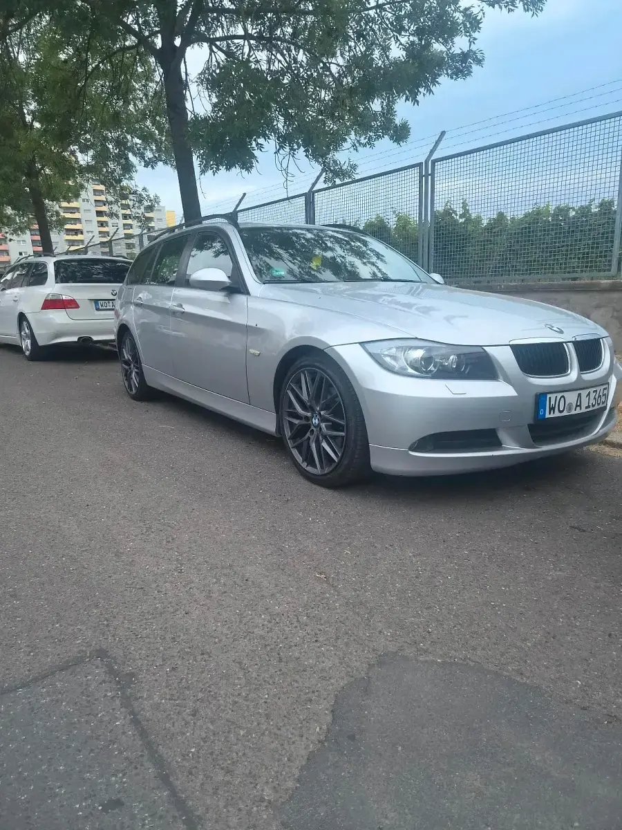 Gebraucht BMW 318 143 PS (105 kW) 2008 Silber Kombi