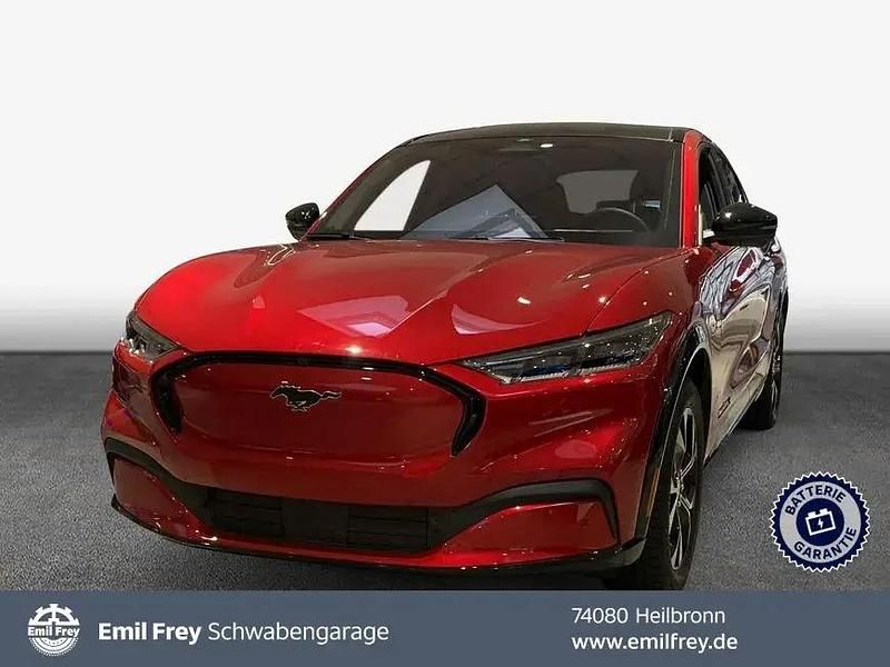 Rot Gebraucht 2025 Ford Mustang Mach-E Premium SUV | 57.990 € (Teuer) - Bild 1/3