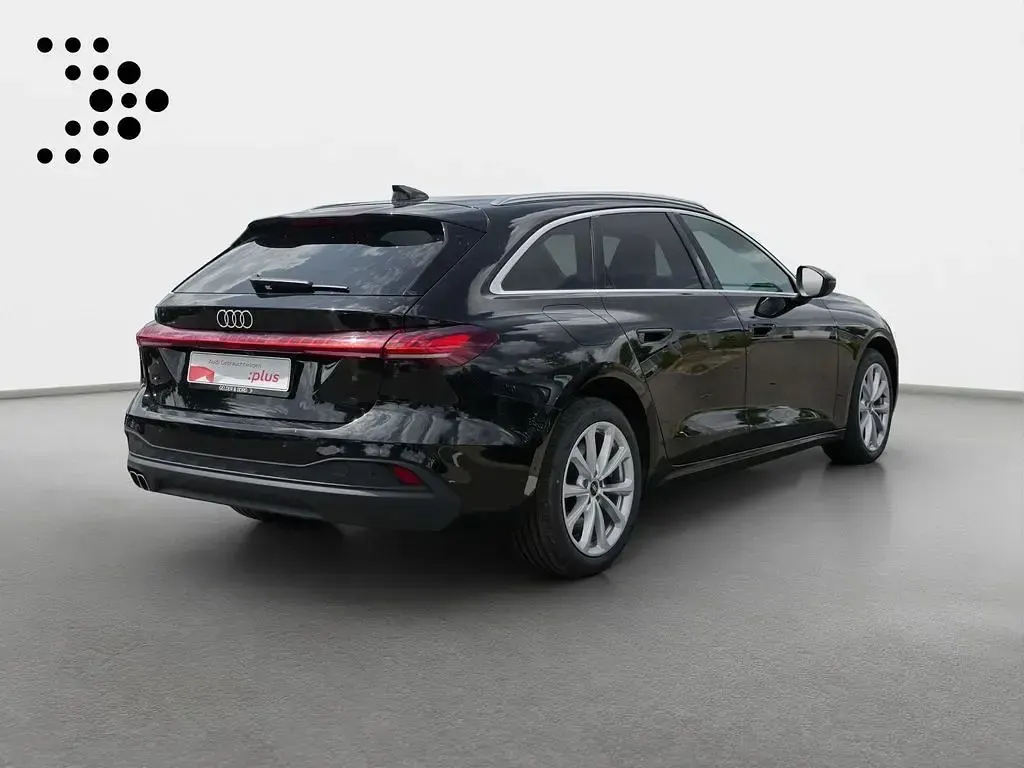 Gebraucht Audi A5 Sport 204 PS (150 kW) 2025 Mythosschwarz metallic Kombi