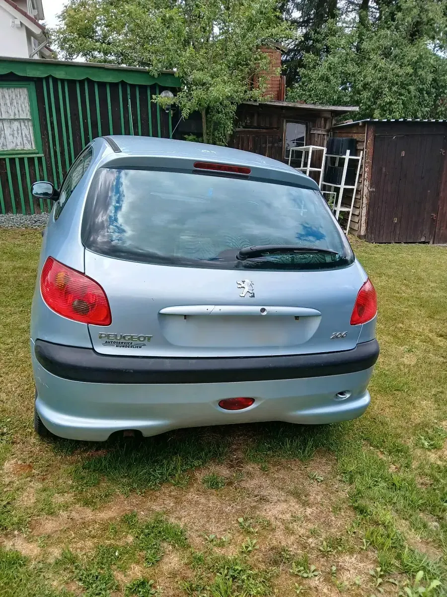 Gebraucht Peugeot 206 60 PS (44 kW) 2004 Blau Kleinwagen