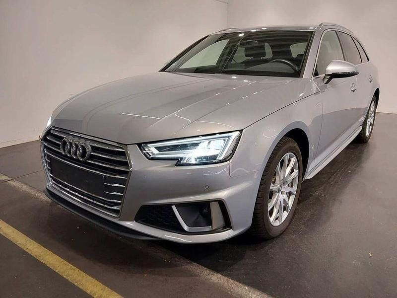 Second-hand Audi A4 S-Line 170 CP (125 kW) 2020 Argintiu Break