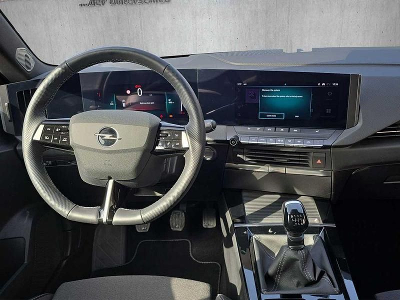 Gebraucht Opel Astra 131 PS (96 kW) 2025 Vulkan grau (metallic) Kombi