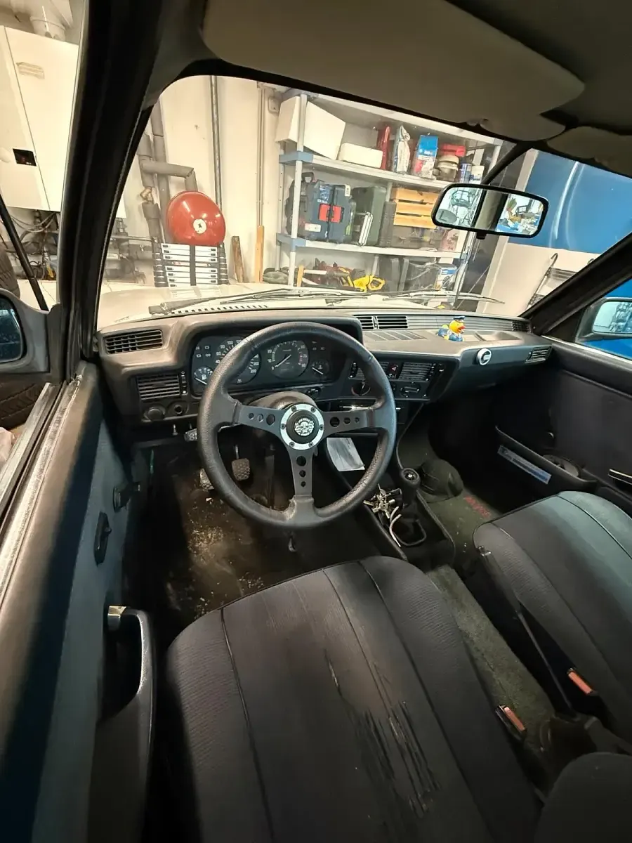 Gebraucht BMW 323 143 PS (105 kW) 1982 Grau Limousine