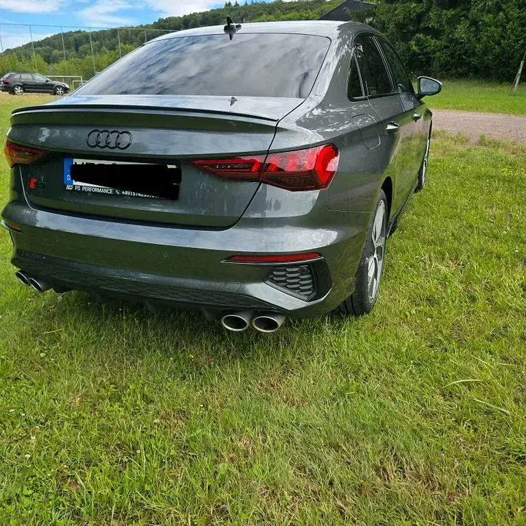Gebraucht Audi S3 Sport 310 PS (228 kW) 2022 Grau Limousine
