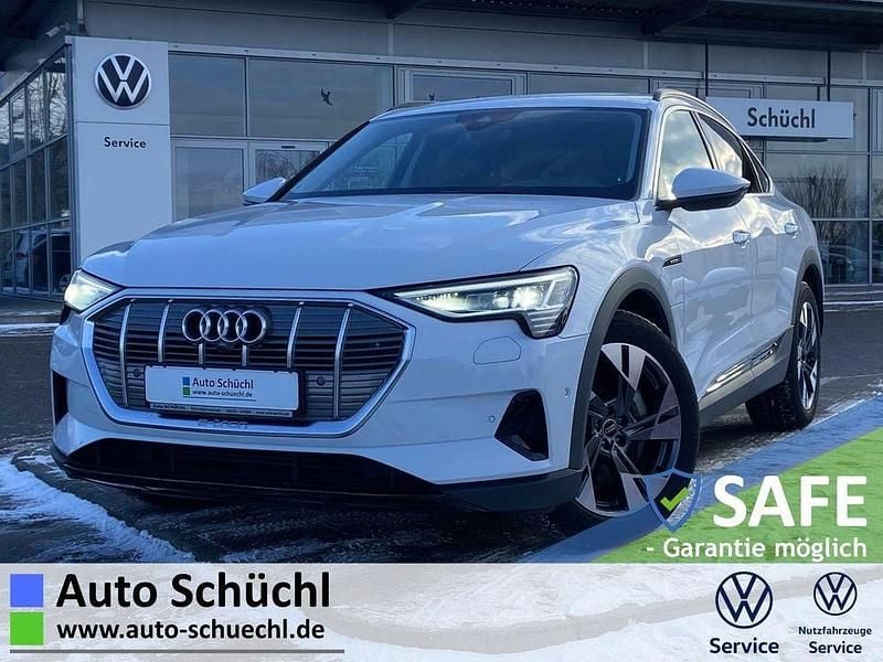 Weiß Gebraucht 2022 Audi e-tron SUV | 29.848 € (Guter Preis) - Bild 1/4