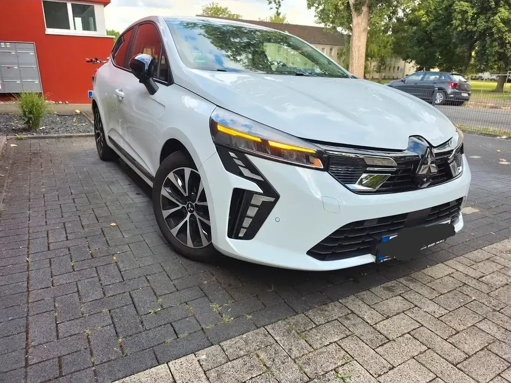 Gebraucht Mitsubishi Colt Plus 67 PS (49 kW) 2024 Weiß Kleinwagen