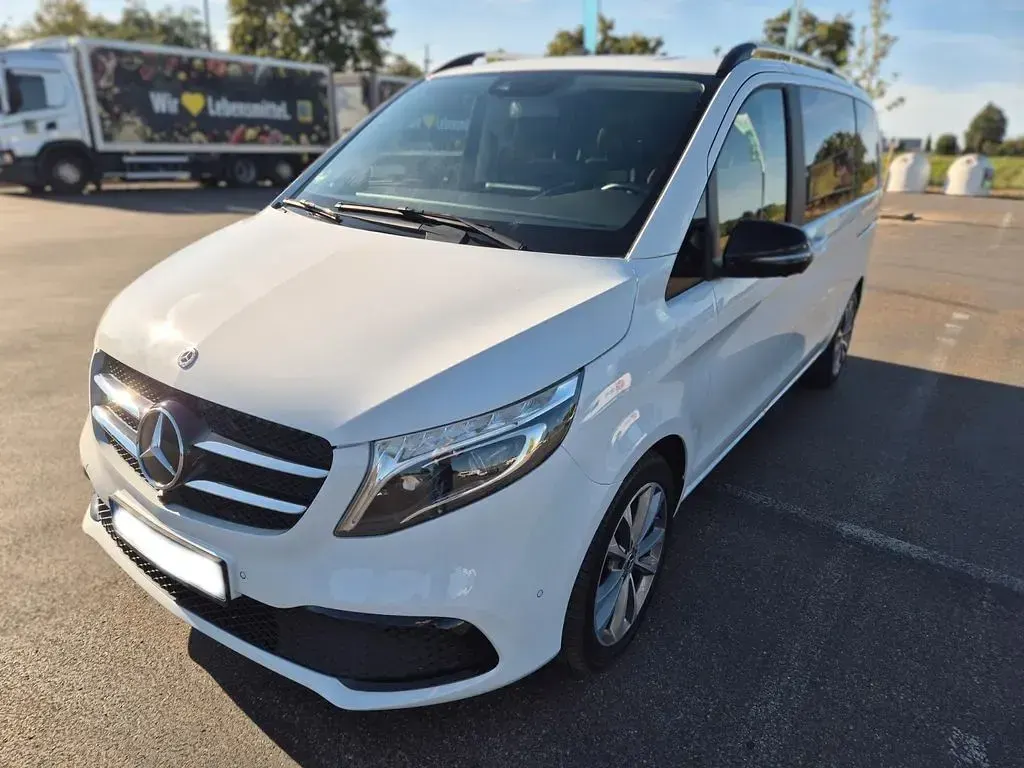 Gebraucht Mercedes V250 Avantgarde Edition 190 PS (139 kW) 2020 Weiß Van / Kleinbus