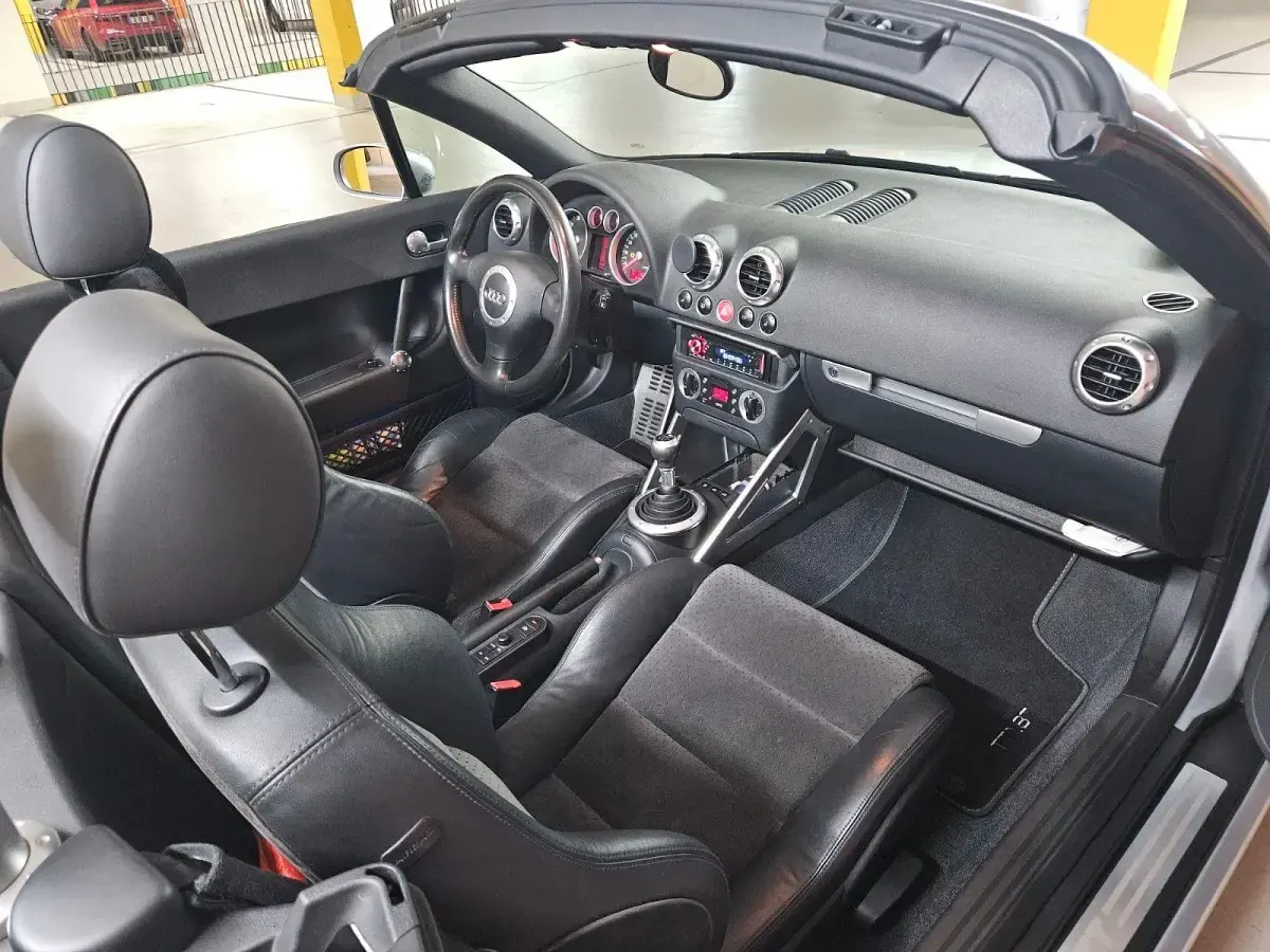 Gebraucht Audi TT Roadster Sport 179 PS (131 kW) 2004 Silber Cabrio