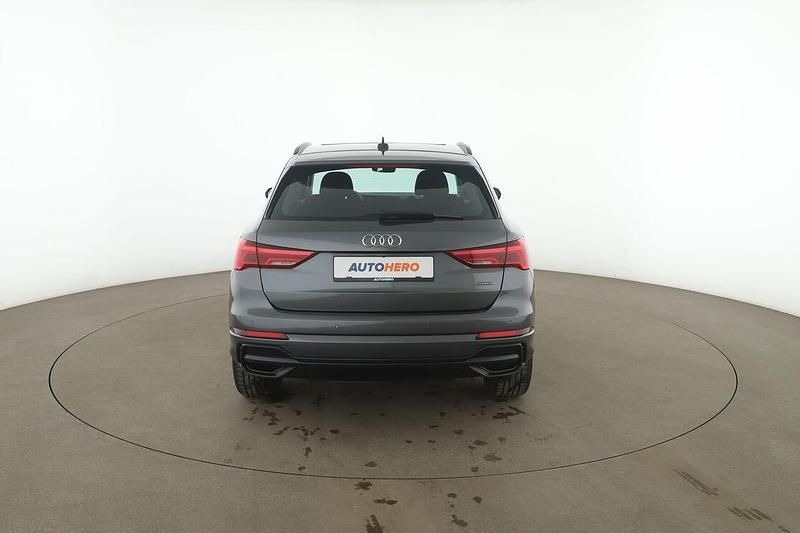 Gebraucht Audi Q3 S-Line 190 PS (139 kW) 2019 Grau SUV