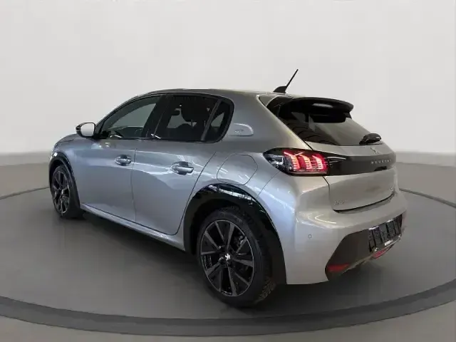 Gebraucht Peugeot 208 GT 74 PS (54 kW) 2024 Silber Kleinwagen