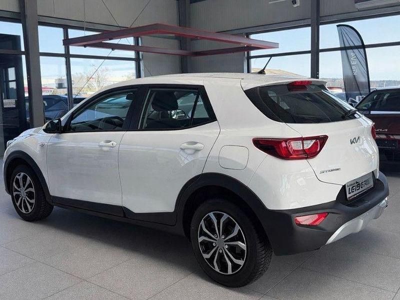 Gebraucht Kia Stonic Edition 7 101 PS (74 kW) 2023 Weiß SUV