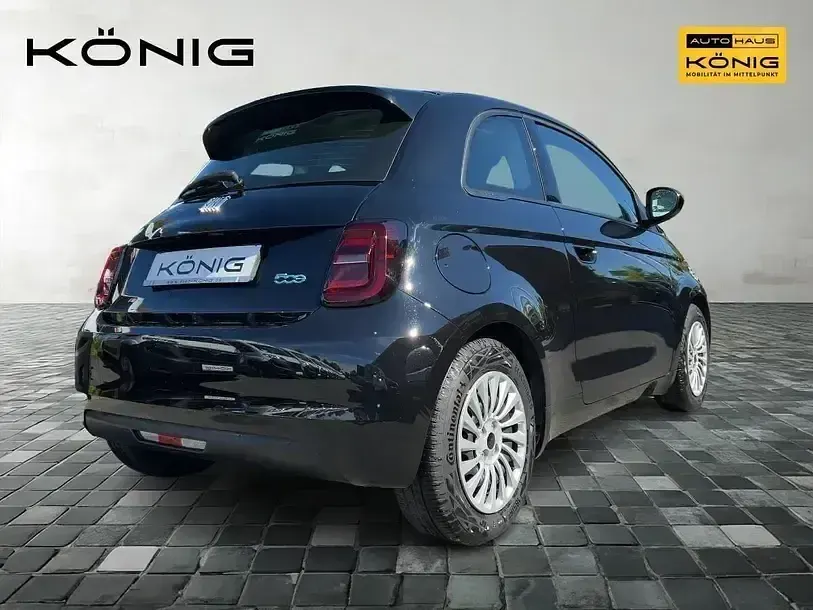 Gebraucht Fiat 500e 86 kW (118 PS) 2023 Schwarz Kleinwagen