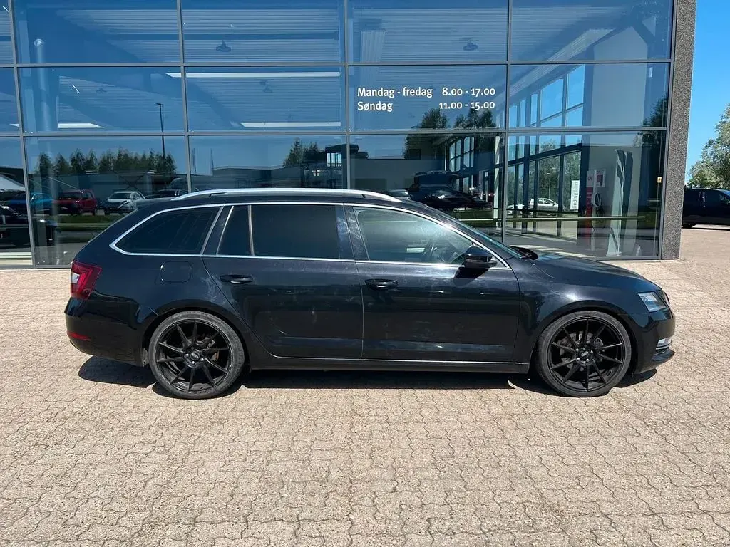 Gebraucht Skoda Octavia Style 150 PS (110 kW) 2018 Schwarz Kombi