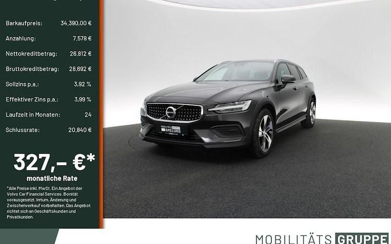Gebraucht Volvo V60 CC Plus 197 PS (144 kW) 2023 Grau Kombi