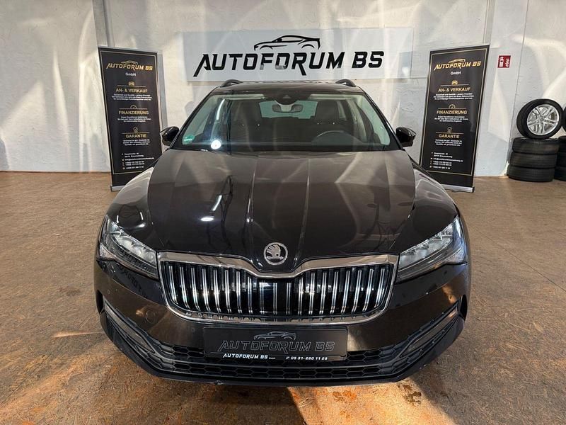 Gebraucht Skoda Superb 150 PS (110 kW) 2022 Schwarz Kombi