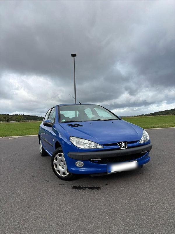 Blau Gebraucht 2003 Peugeot 206 Kleinwagen | 1.799 € (Fairer Preis) - Bild 1/4