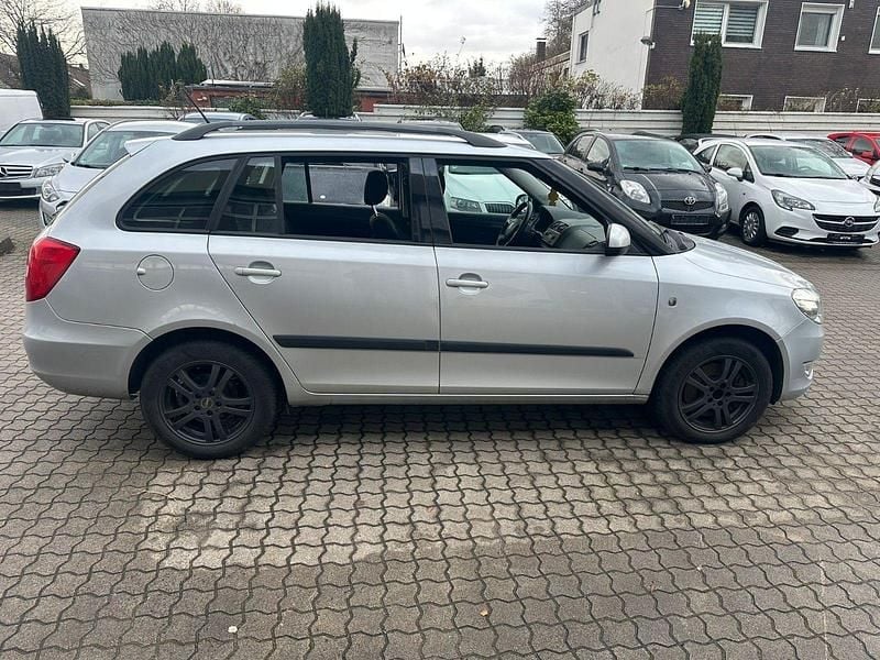 Gebraucht Skoda Fabia Ambition 105 PS (77 kW) 2013 Kleinwagen